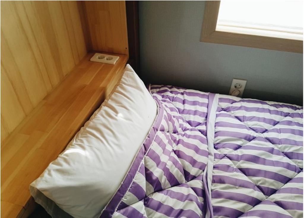 Two Wheels Guest House Seogwipo Ngoại thất bức ảnh